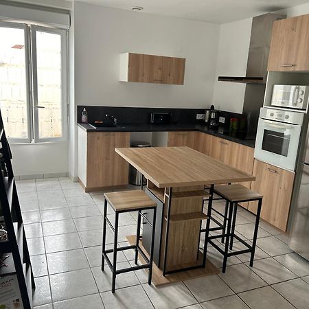 Maison De Ville 2 Chambres Dange-Saint-Romain Dış mekan fotoğraf